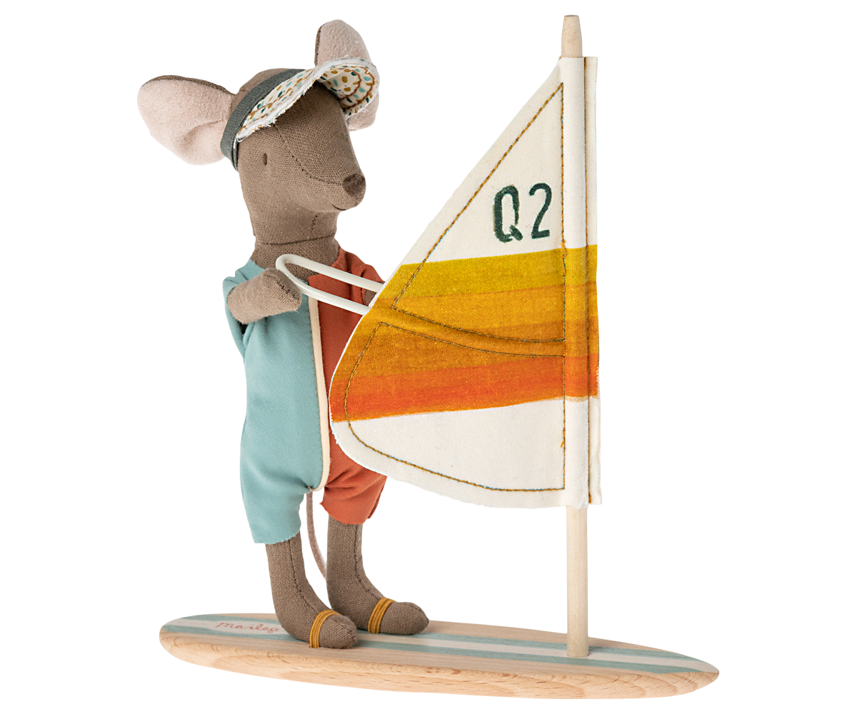 Maileg Beach mice, Surfer big brother