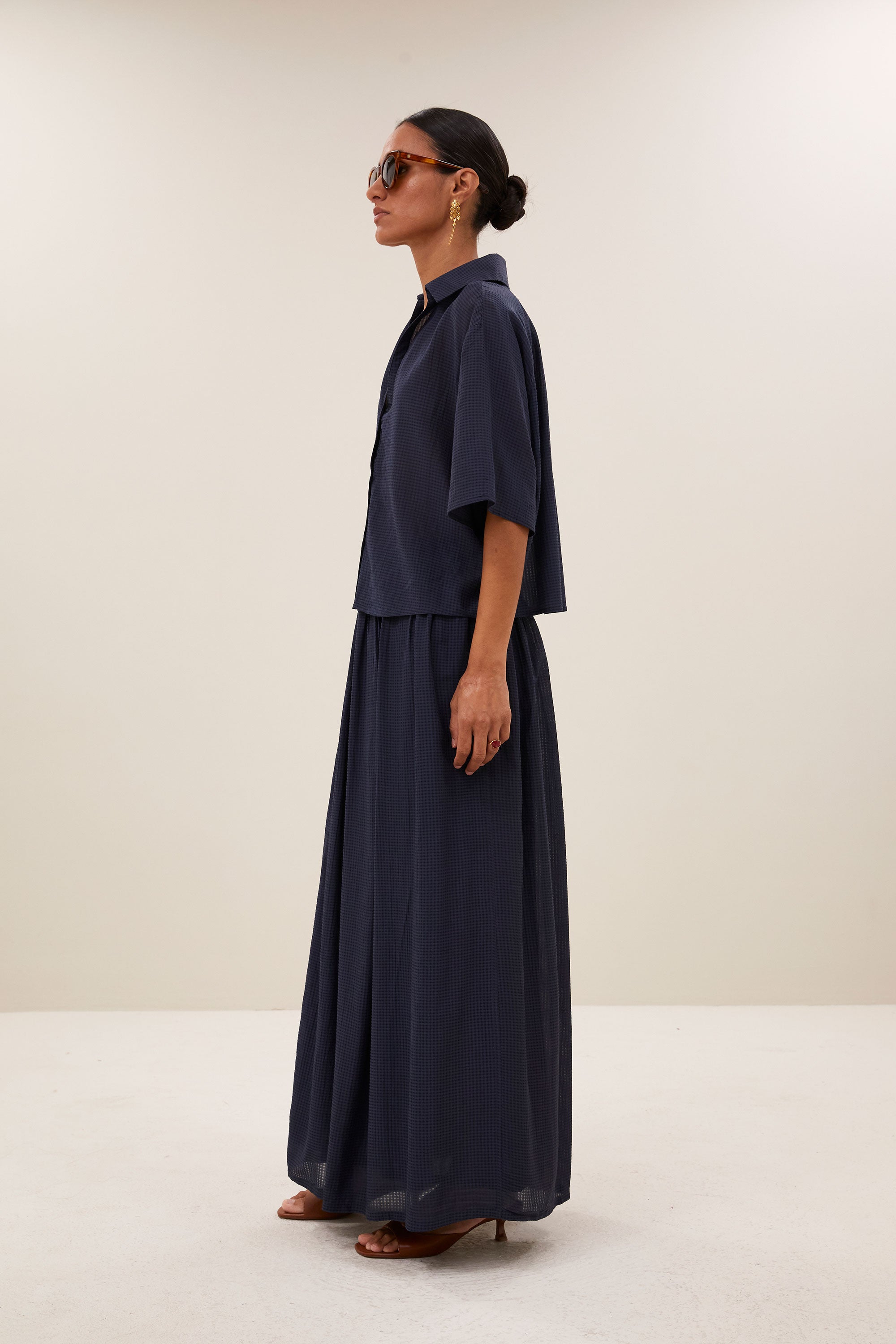 By Bar kick blouse navy blue