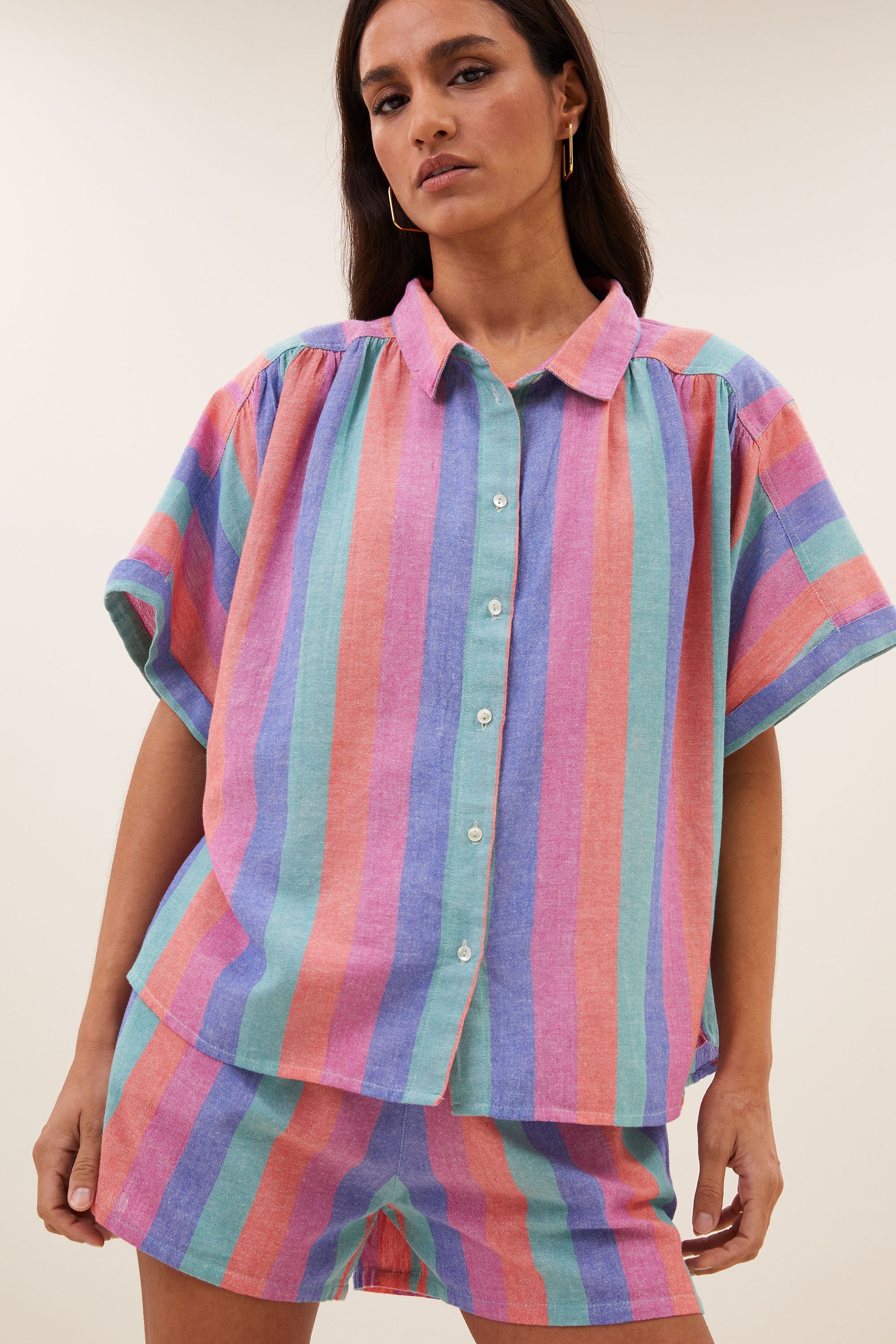 By Bar sunny rainbow pleats blouse
