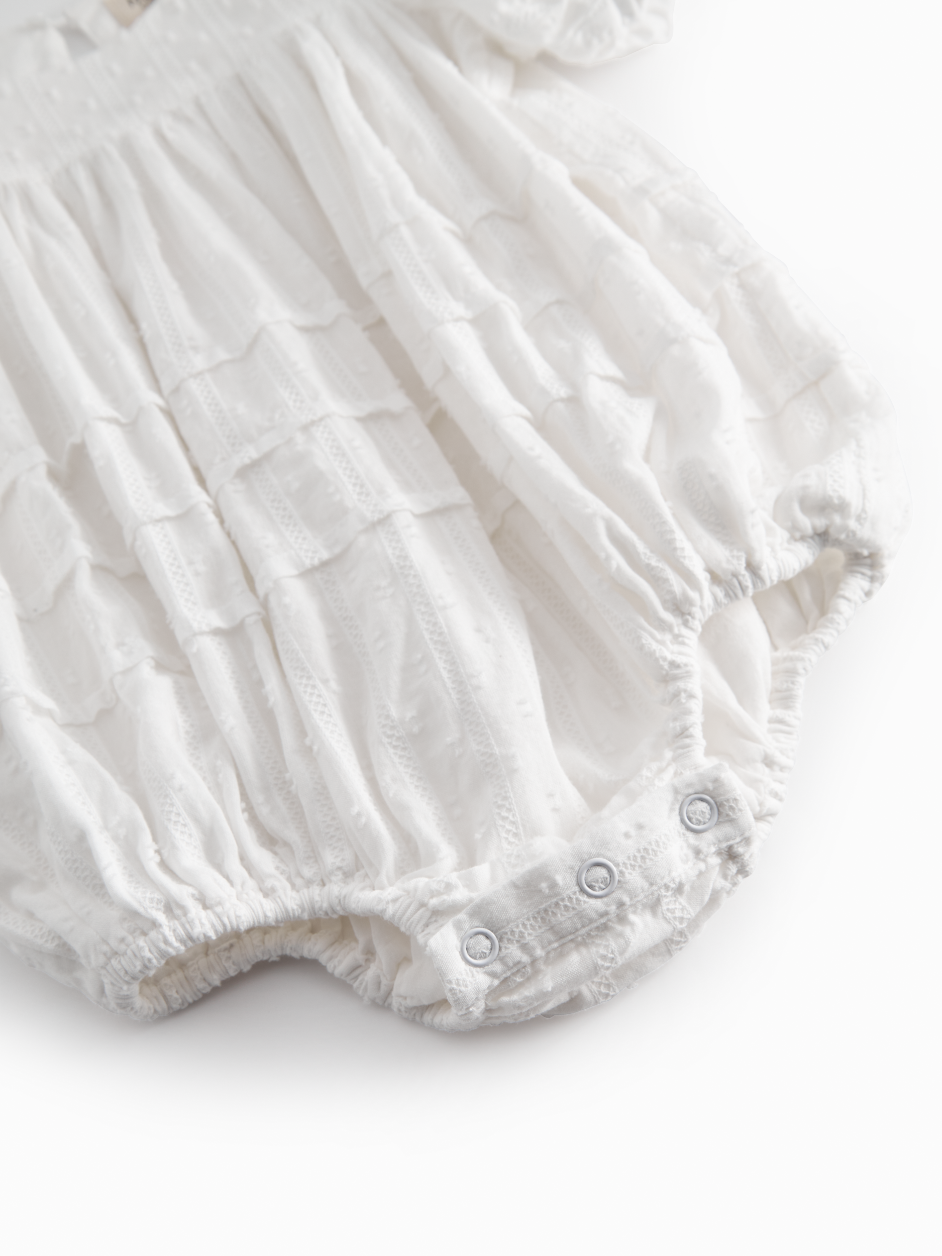Marmar Ritona White