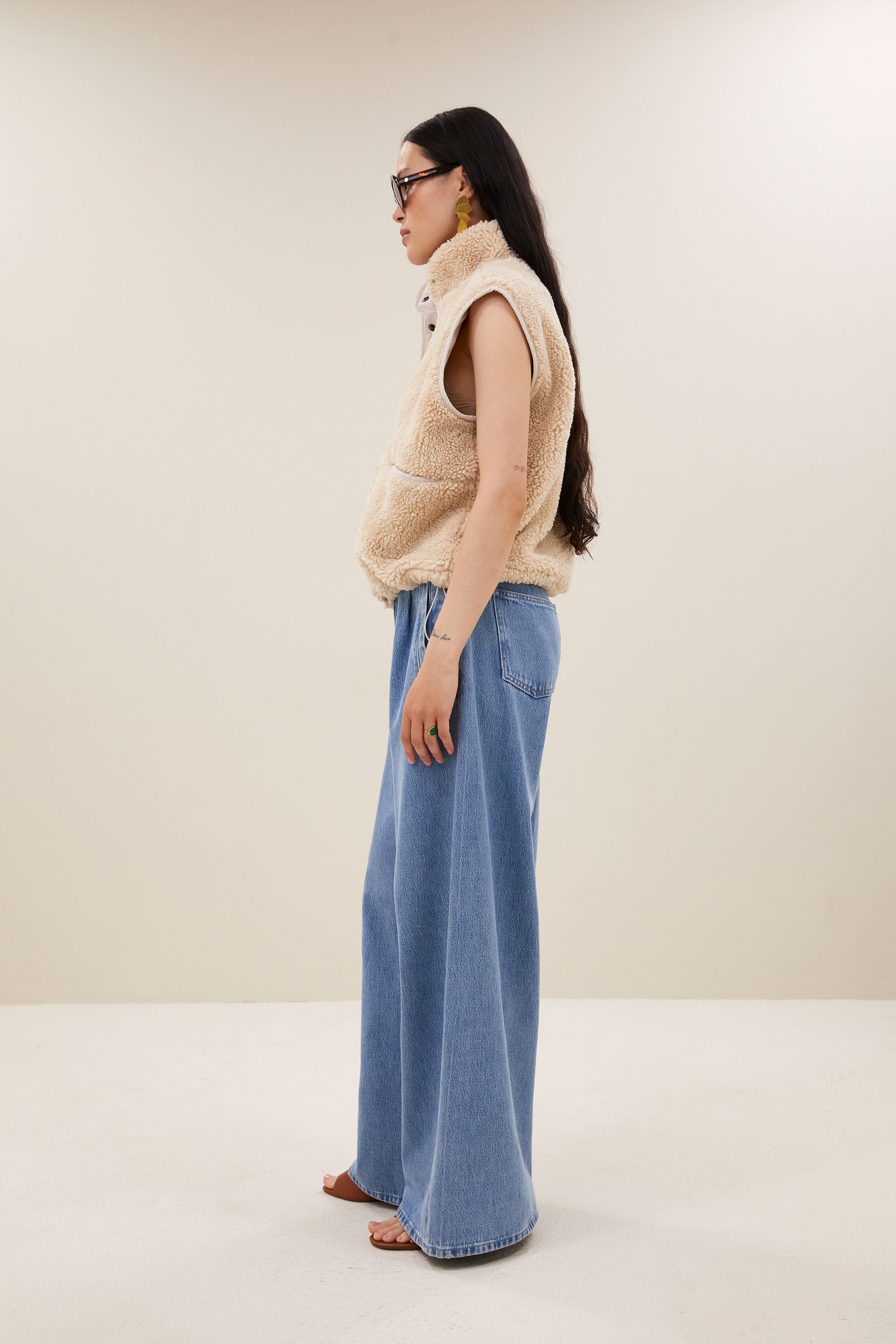 By Bar steve sleeveless jacket | off white