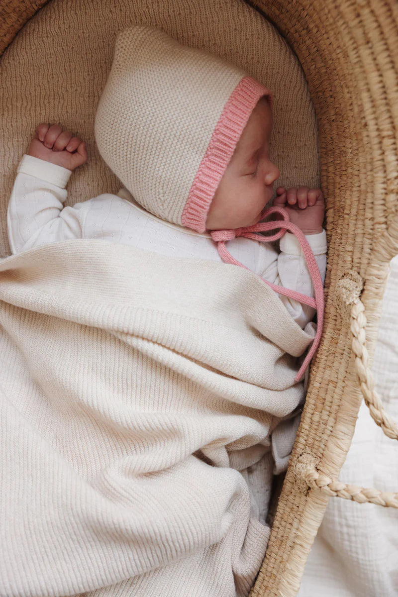 Hvid BONNET dolly cream / bubblegum