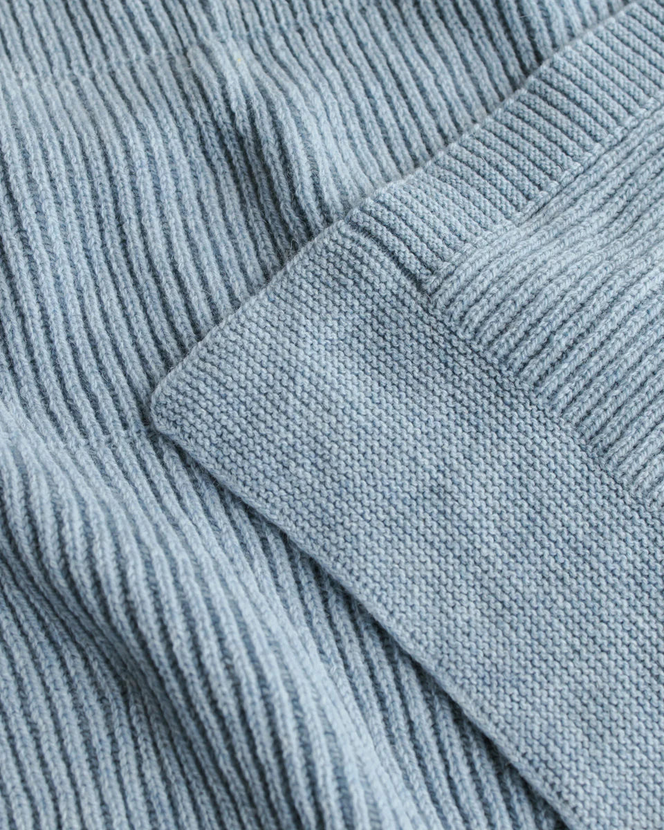 Hvid blanket Gaston frost blue (100 X 140 CM)