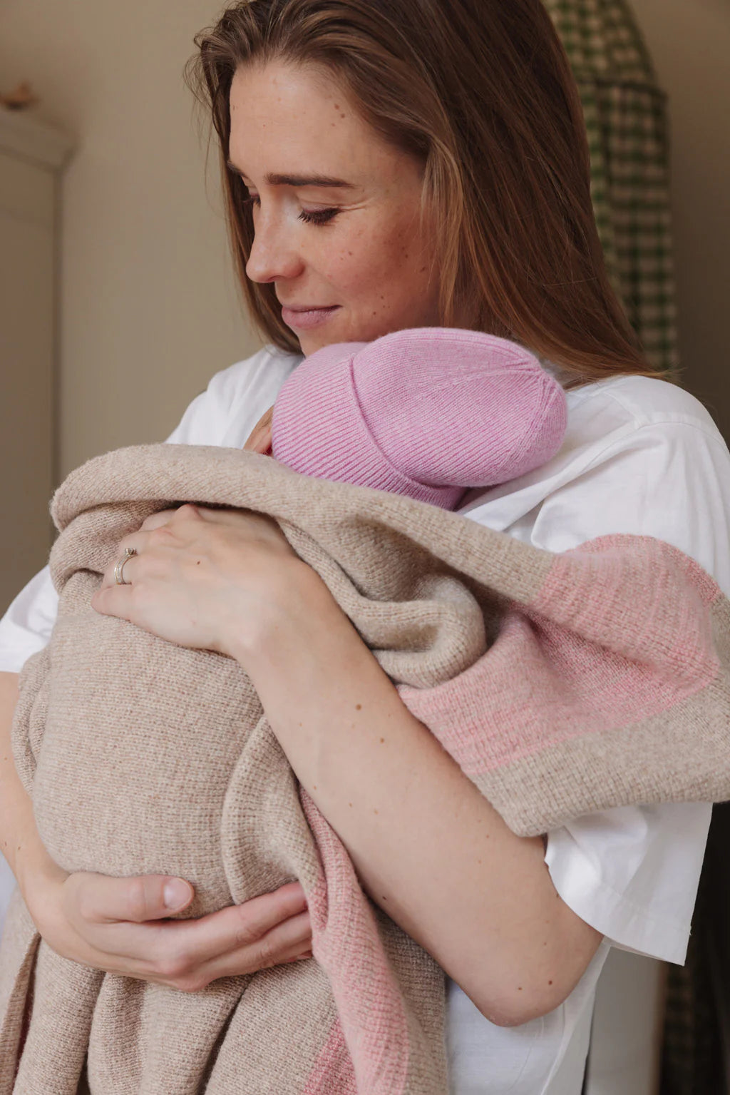 Hvid blanket Gilbert sand and bubblegum