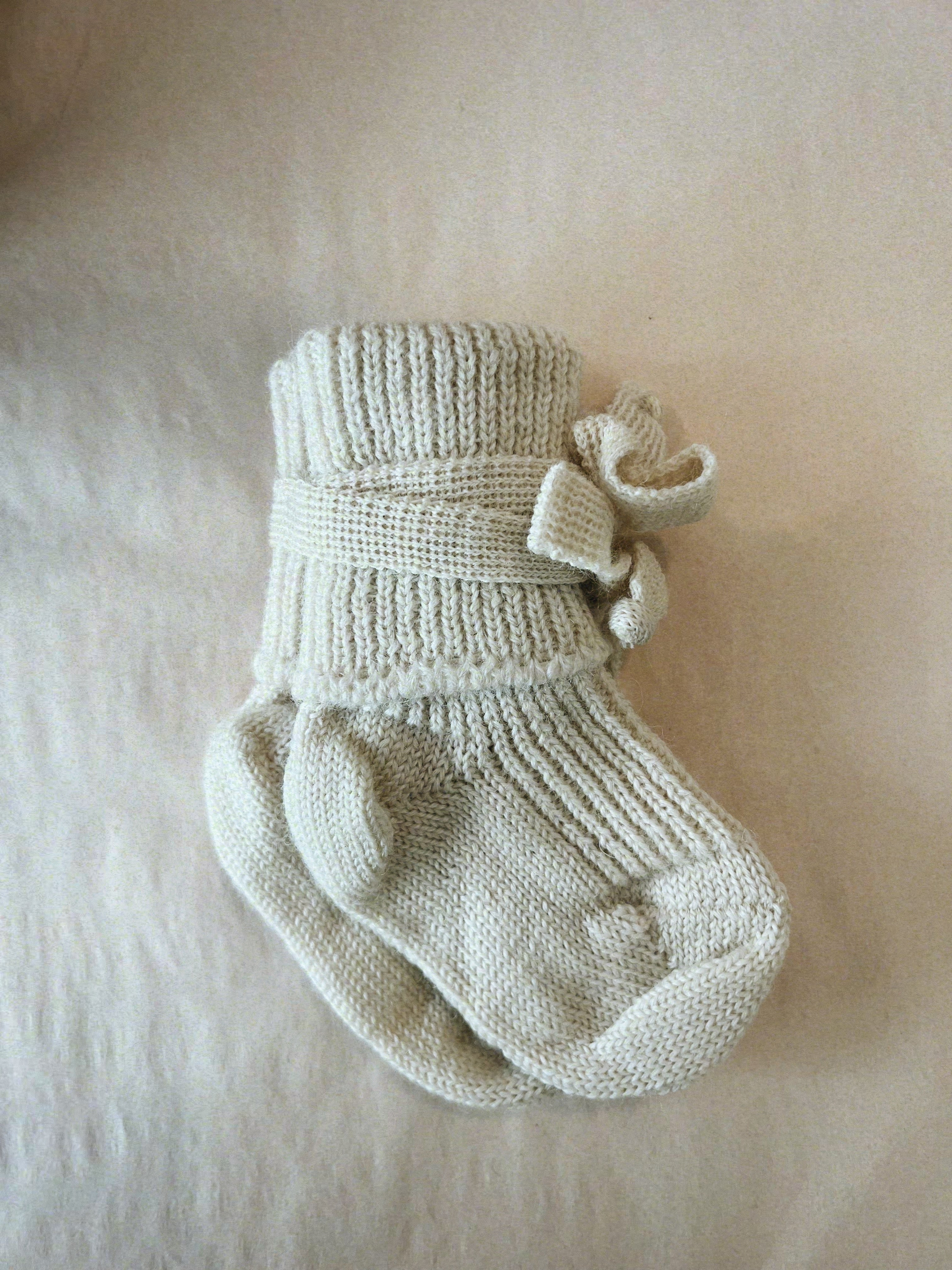 Hirsch natur wollen baby strik sokje naturel