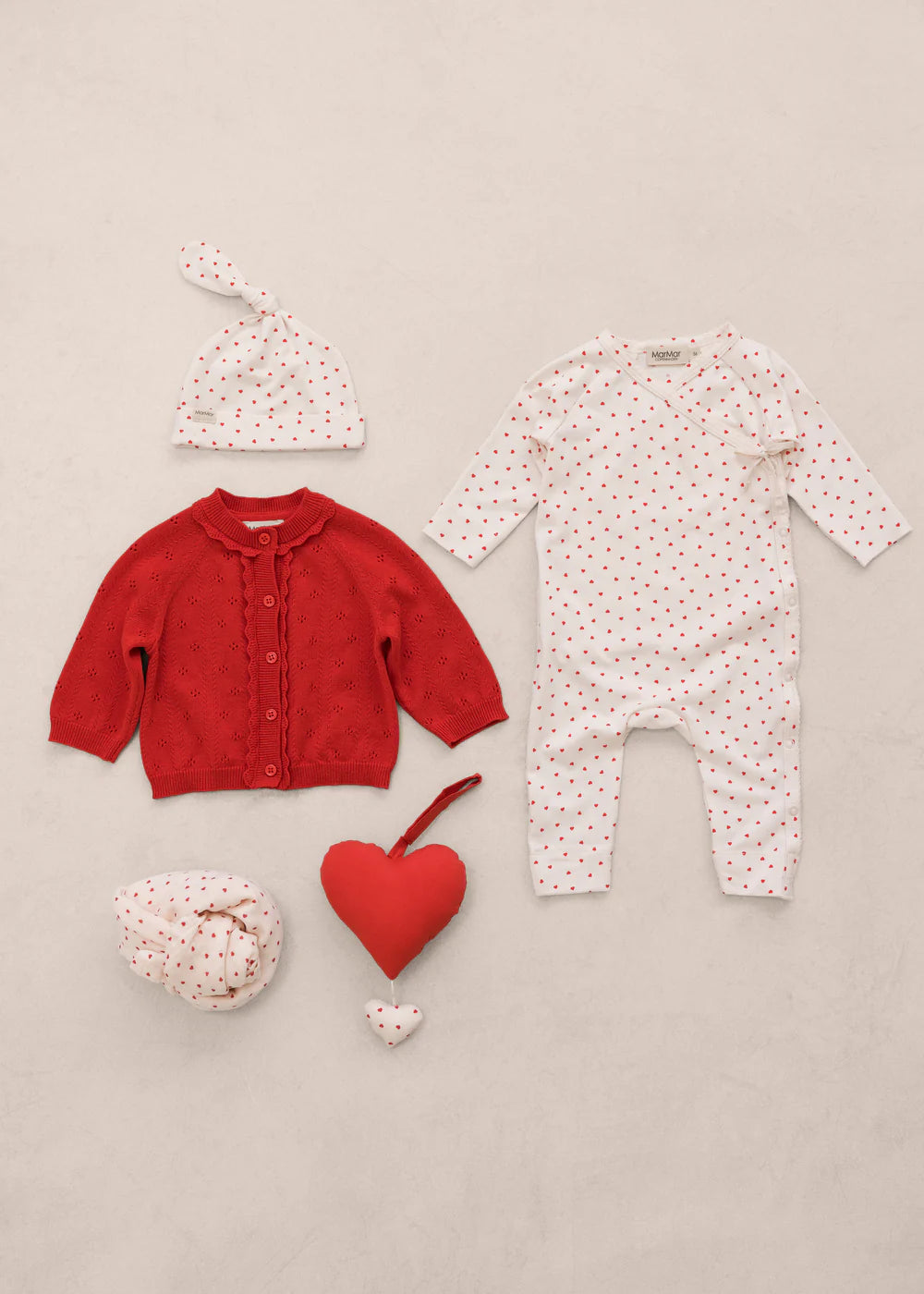 Marmar Aiki - Hat, Happy Hearts